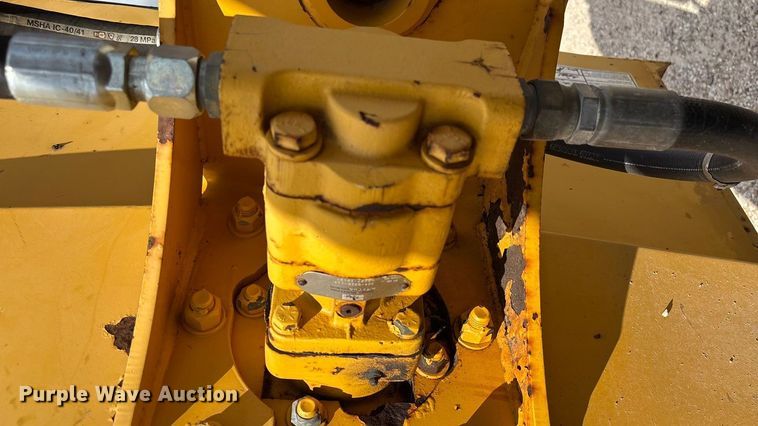 image for item EA7050 2005 New Holland TN70A MFWD tractor