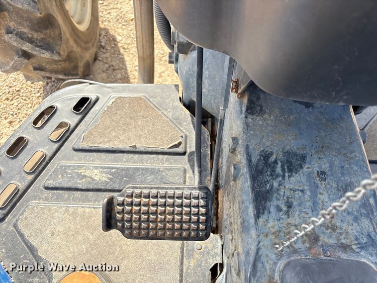 image for item EA7050 2005 New Holland TN70A MFWD tractor