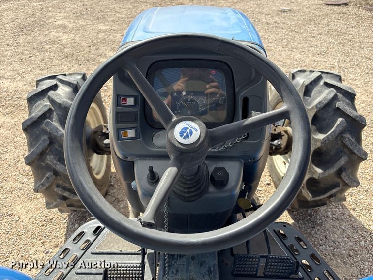 image for item EA7050 2005 New Holland TN70A MFWD tractor