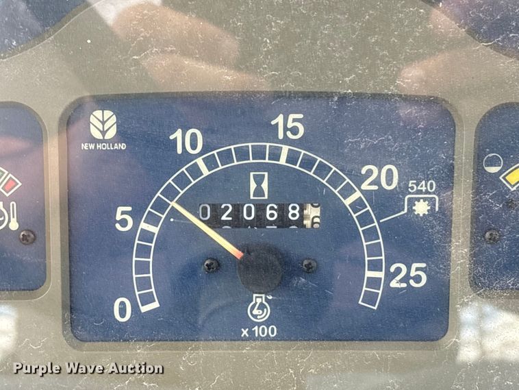 image for item EA7050 2005 New Holland TN70A MFWD tractor