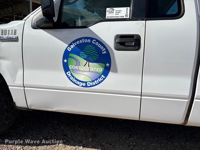 image for item EA7052 2008 Ford F150 pickup truck