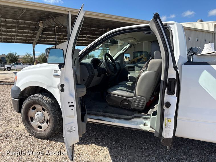 image for item EA7052 2008 Ford F150 pickup truck