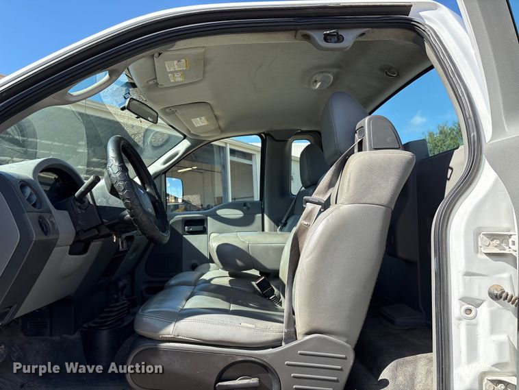 image for item EA7052 2008 Ford F150 pickup truck