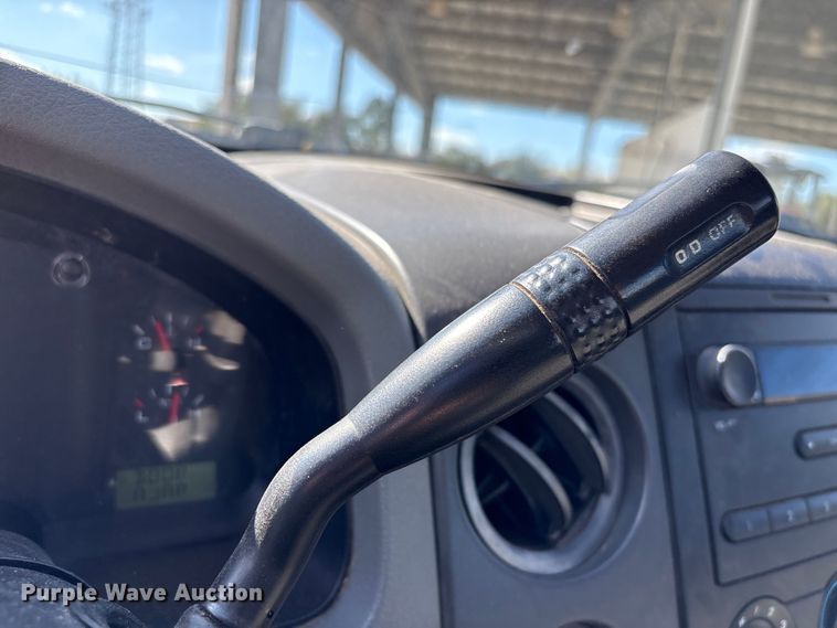 image for item EA7052 2008 Ford F150 pickup truck