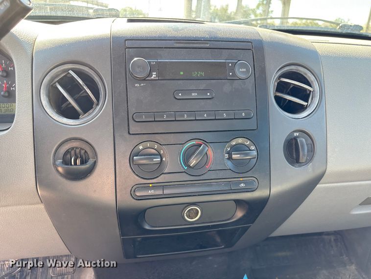 image for item EA7052 2008 Ford F150 pickup truck