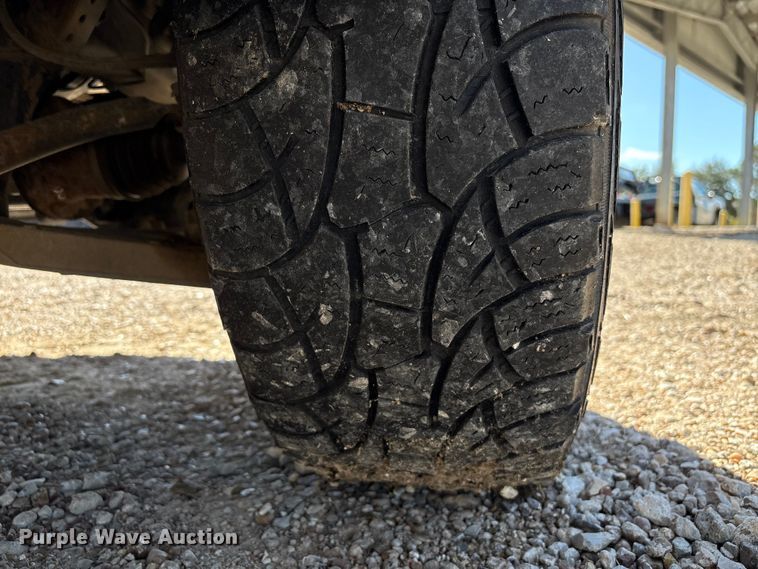 image for item EA7052 2008 Ford F150 pickup truck