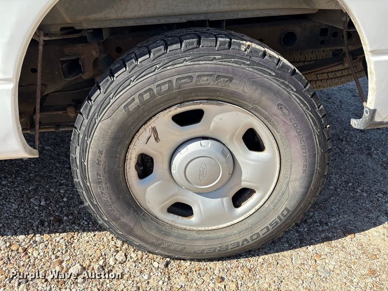 image for item EA7052 2008 Ford F150 pickup truck