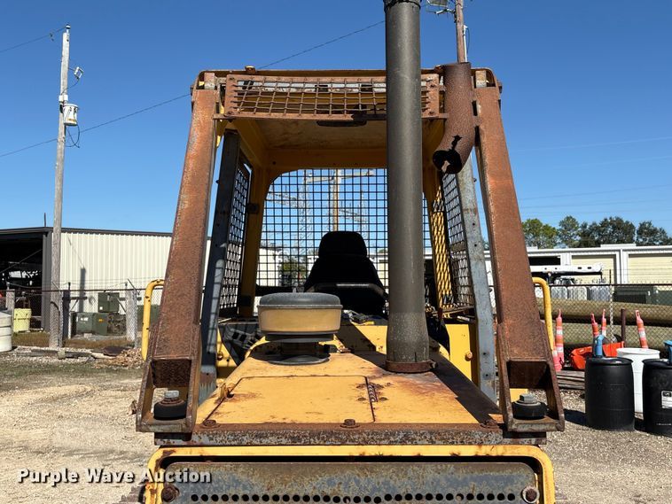 image for item EA7053 1998 John Deere 550G LGP dozer