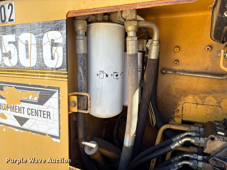 image for item EA7053 1998 John Deere 550G LGP dozer