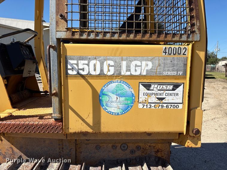 image for item EA7053 1998 John Deere 550G LGP dozer