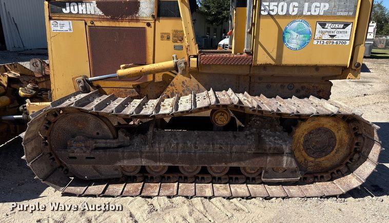 image for item EA7053 1998 John Deere 550G LGP dozer