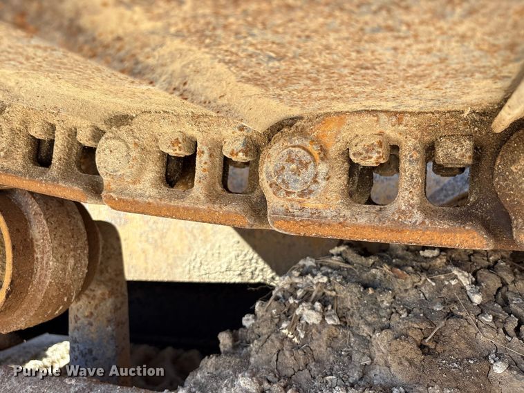 image for item EA7053 1998 John Deere 550G LGP dozer