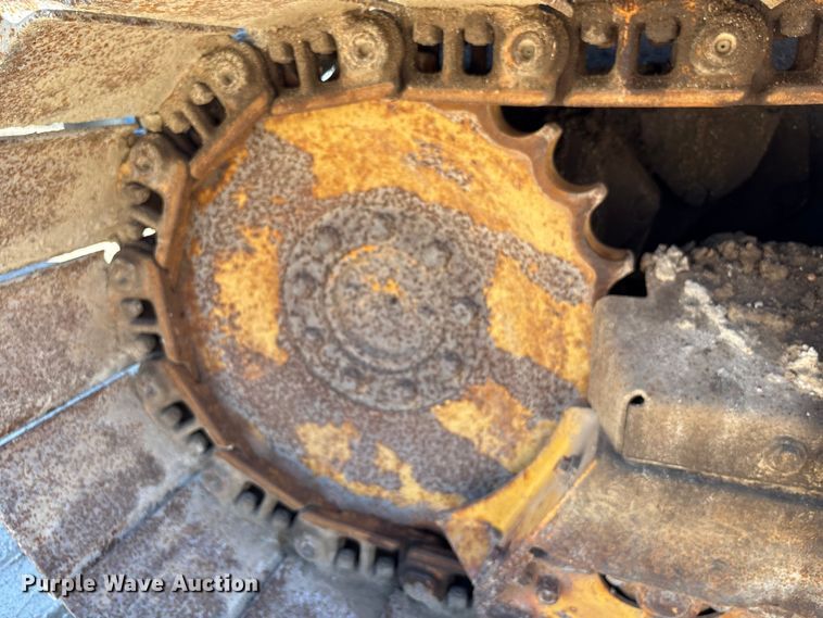 image for item EA7053 1998 John Deere 550G LGP dozer