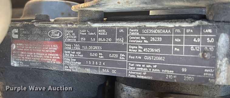 image for item EA7055 1996 Ford F800 dump truck