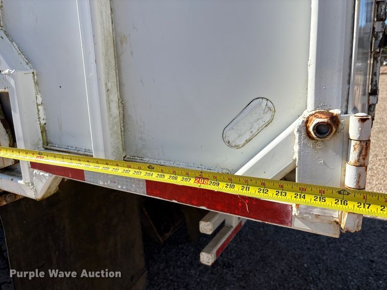 image for item EA7058 1999 Mack RD dump truck