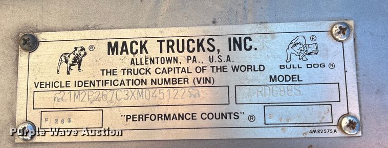 image for item EA7058 1999 Mack RD dump truck