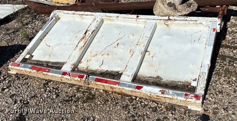 image for item EA7058 1999 Mack RD dump truck