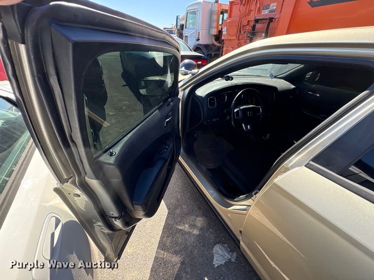 image for item EA7626 2013 Dodge Charger Police 