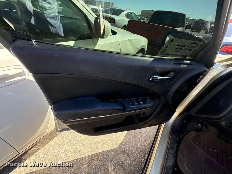 image for item EA7626 2013 Dodge Charger Police 