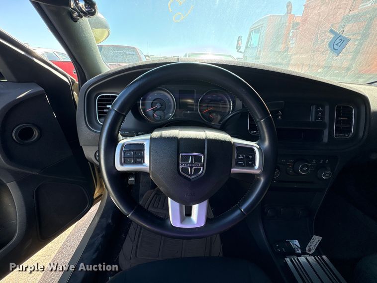 image for item EA7626 2013 Dodge Charger Police 