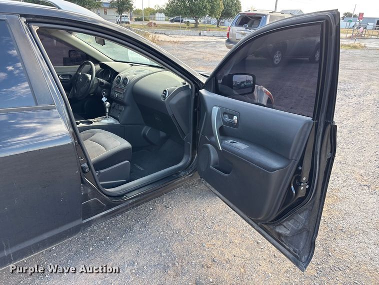 image for item EA7628 2009 Nissan Rogue SUV