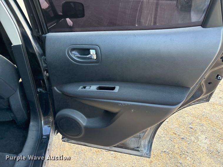 image for item EA7628 2009 Nissan Rogue SUV