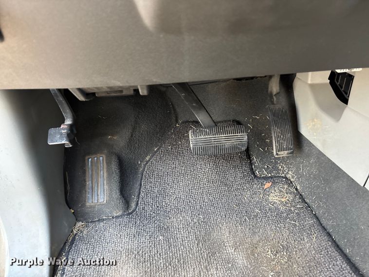 image for item EA7629 2004 Nissan Armada SUV