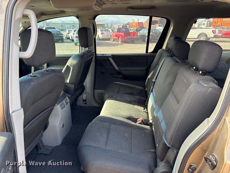 image for item EA7629 2004 Nissan Armada SUV