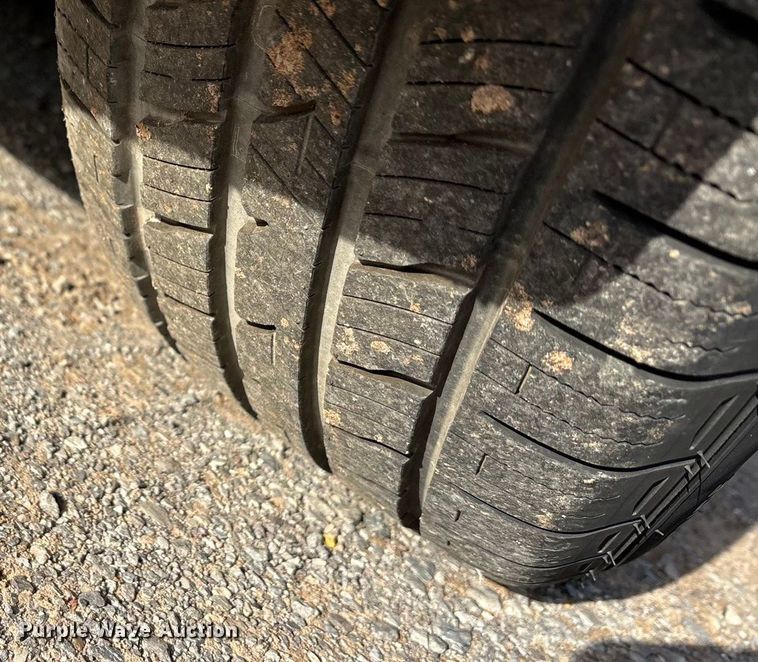 image for item EA7629 2004 Nissan Armada SUV