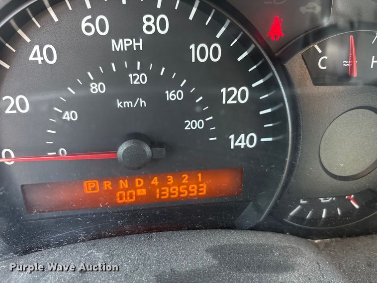 image for item EA7629 2004 Nissan Armada SUV