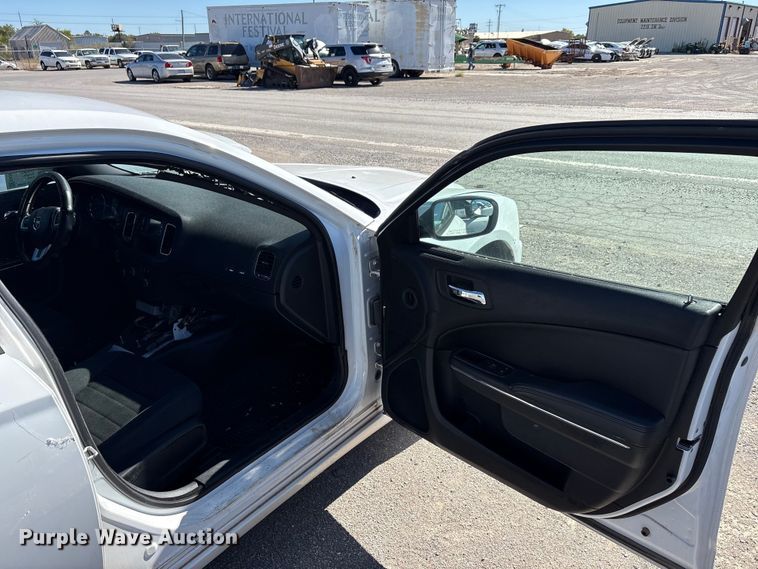 image for item EA7630 2011 Dodge Charger Police 