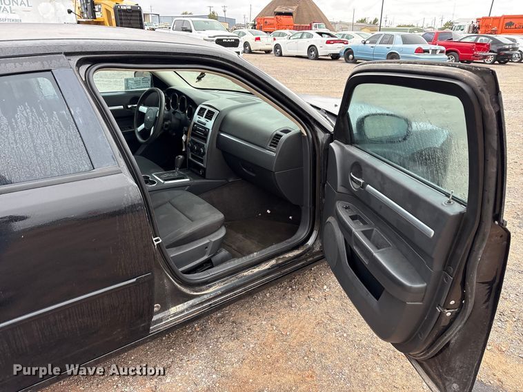 image for item EA7632 2010 Dodge Charger 