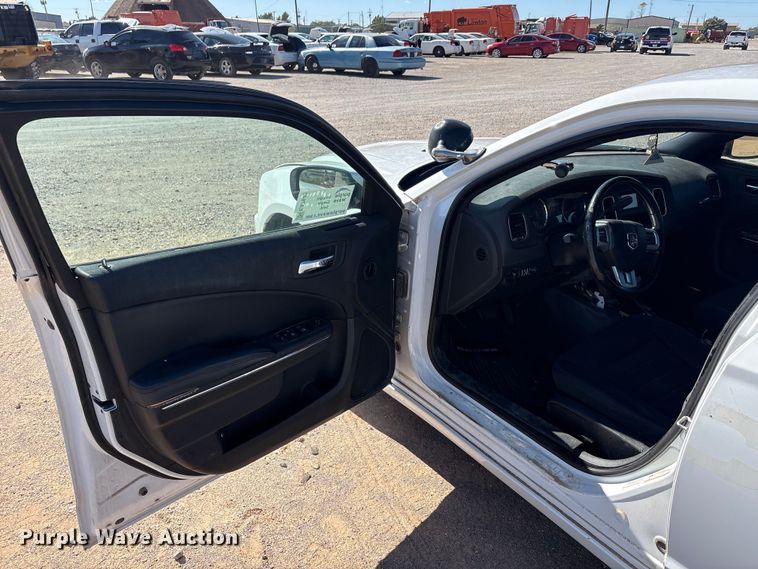 image for item EA7640 2011 Dodge Charger Police 