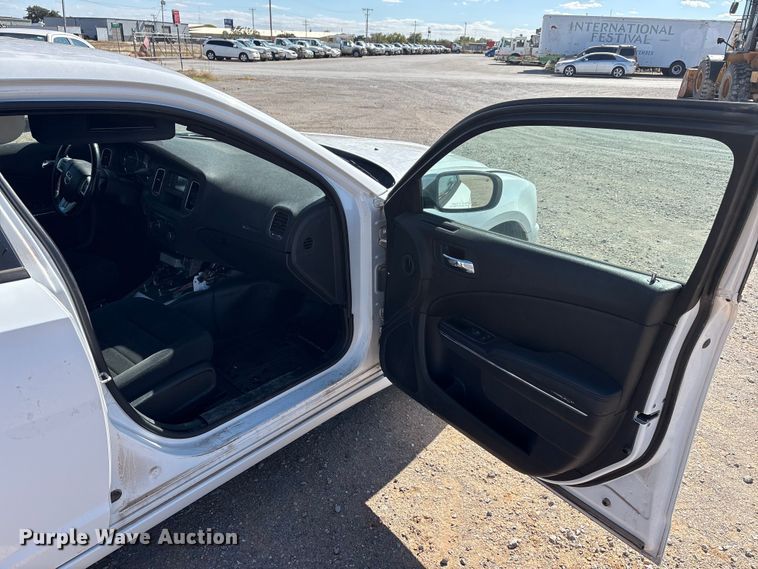 image for item EA7640 2011 Dodge Charger Police 