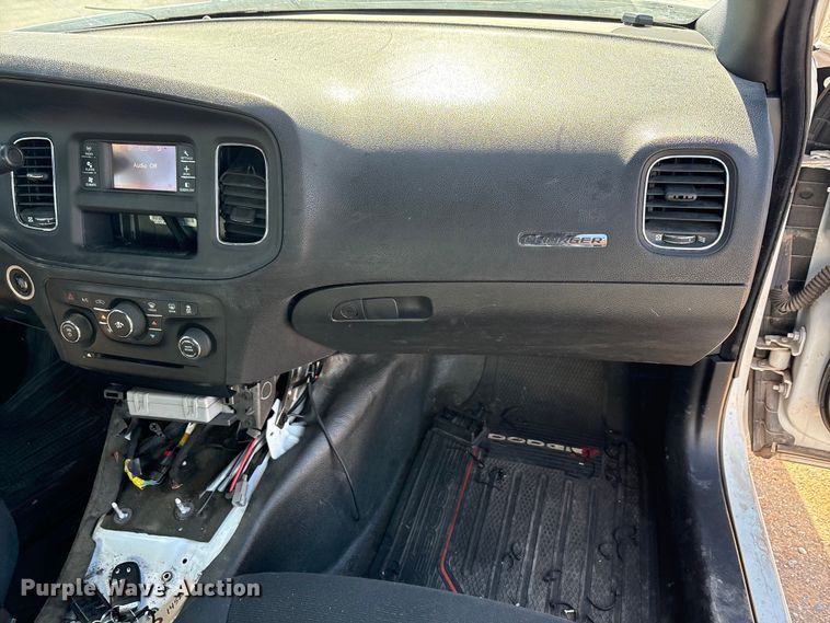 image for item EA7640 2011 Dodge Charger Police 