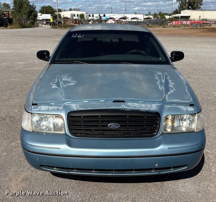 image for item EA7644 1999 Ford Crown Victoria Police Interceptor 