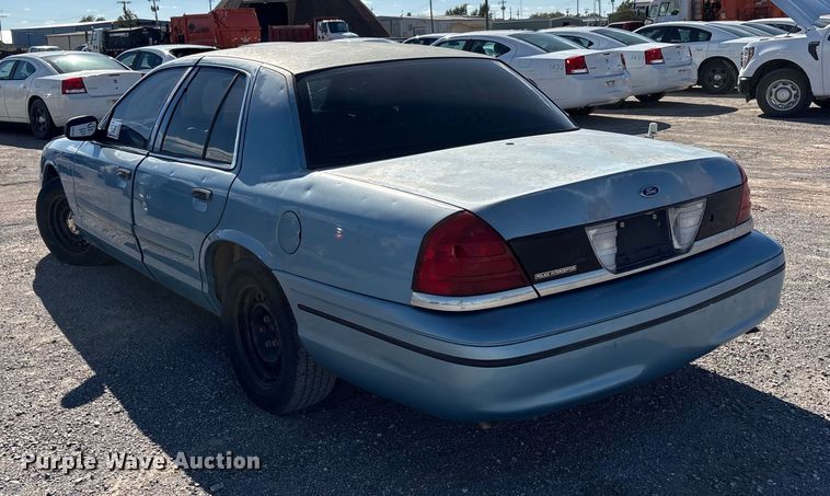 image for item EA7644 1999 Ford Crown Victoria Police Interceptor 