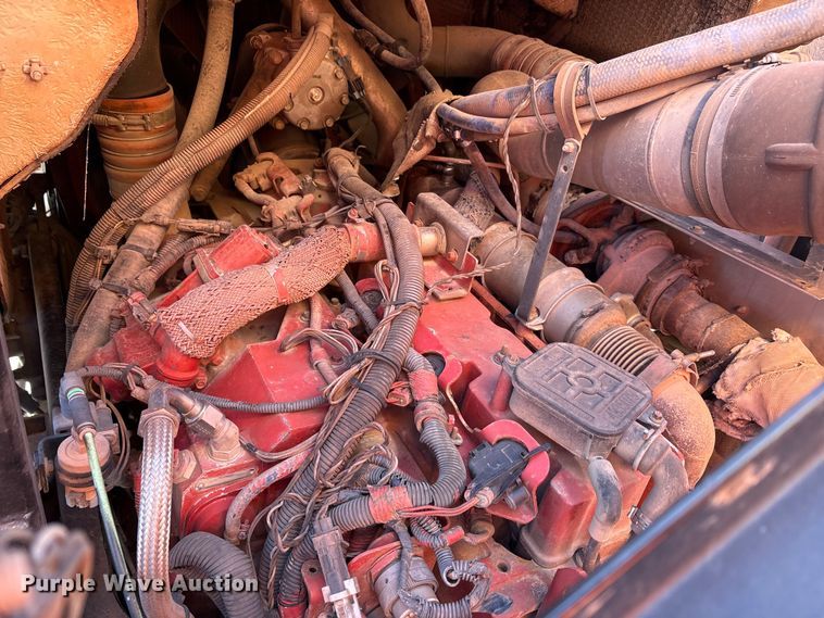 image for item EA7649 2013 Peterbilt 320 refuse truck