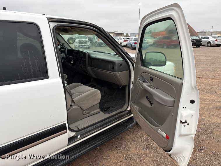 image for item EA7652 2005 Chevrolet Tahoe SUV