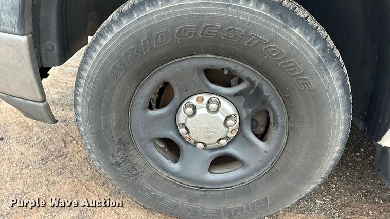 image for item EA7652 2005 Chevrolet Tahoe SUV