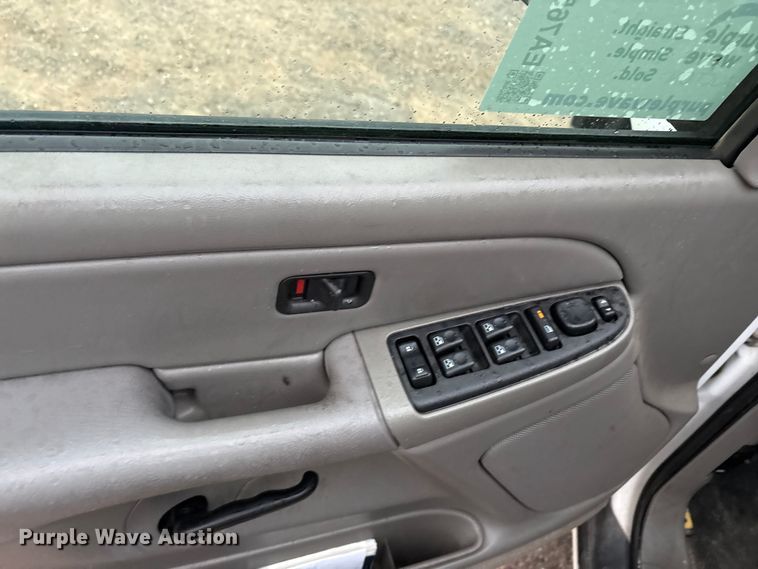 image for item EA7653 2005 Chevrolet Tahoe SUV