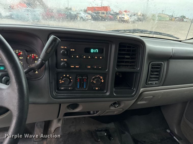 image for item EA7653 2005 Chevrolet Tahoe SUV