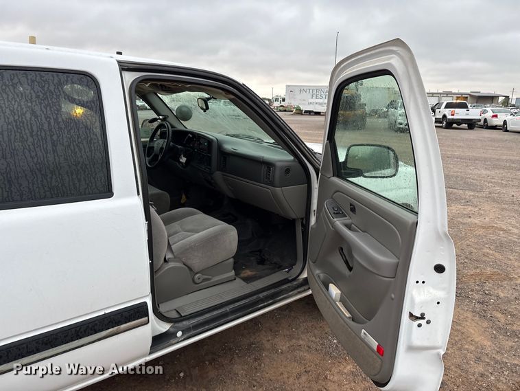 image for item EA7653 2005 Chevrolet Tahoe SUV