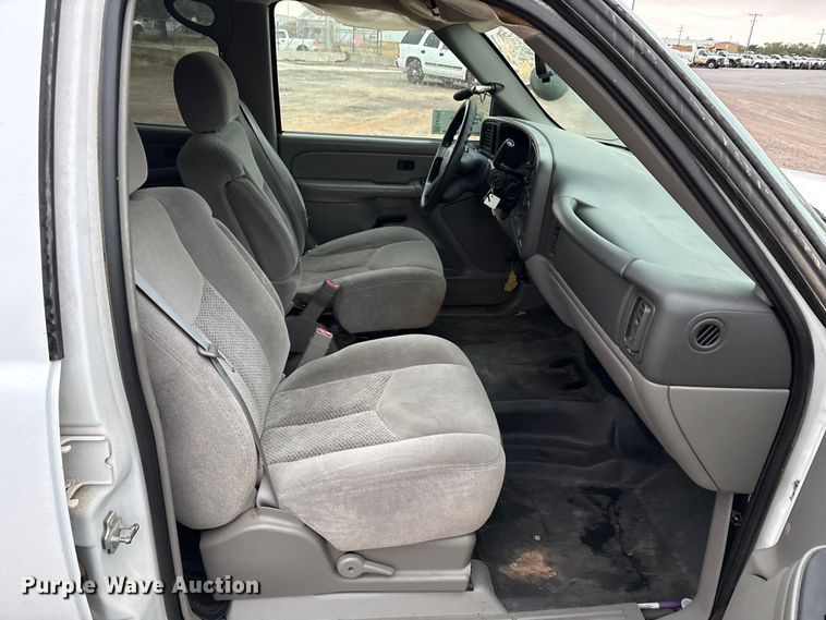 image for item EA7653 2005 Chevrolet Tahoe SUV