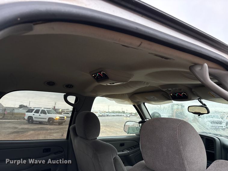 image for item EA7653 2005 Chevrolet Tahoe SUV