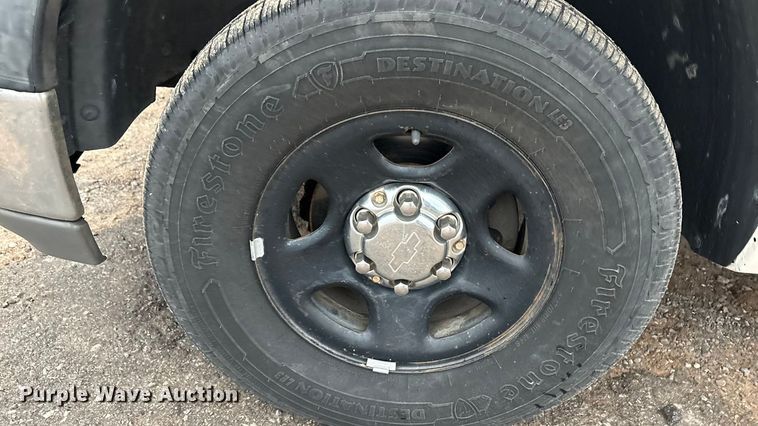 image for item EA7653 2005 Chevrolet Tahoe SUV