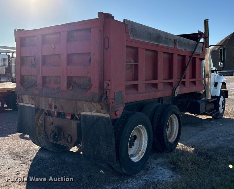 image for item EA7655 2009 International SF625 dump truck