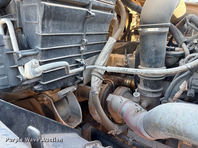 image for item EA7655 2009 International SF625 dump truck