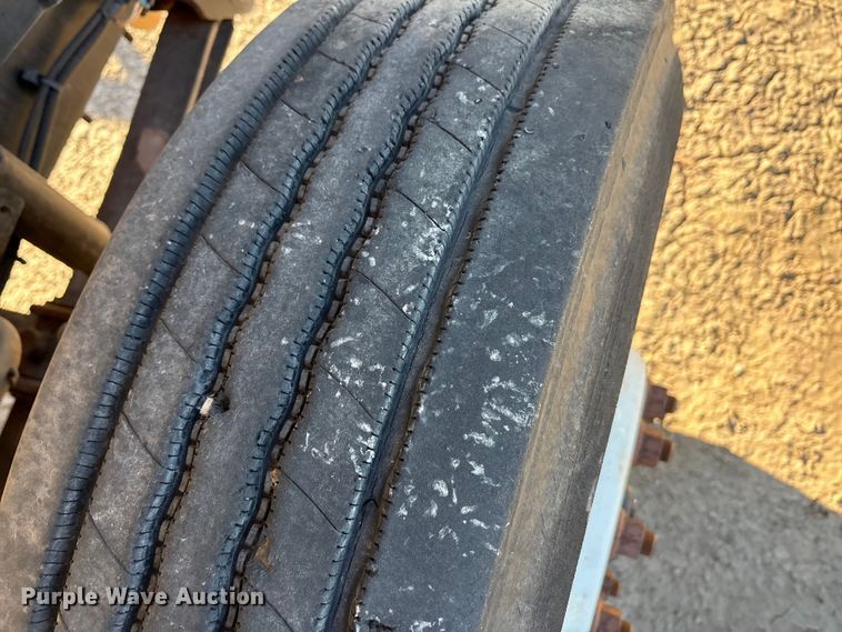 image for item EA7655 2009 International SF625 dump truck