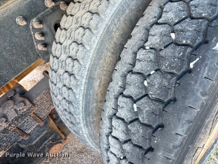 image for item EA7655 2009 International SF625 dump truck